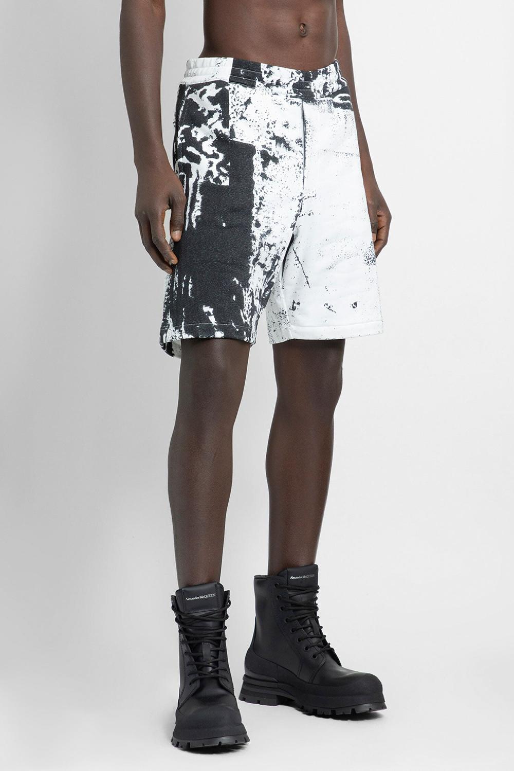 Antonioli ALEXANDER MCQUEEN MAN BLACK&WHITE SHORTS & SKIRTS