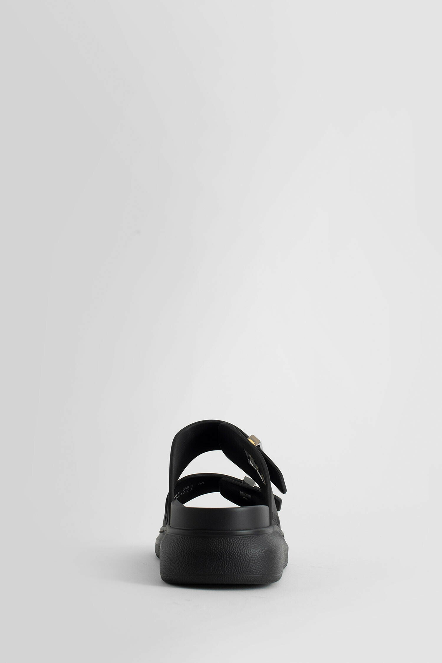 Antonioli ALEXANDER MCQUEEN WOMAN BLACK SANDALS & SLIDES