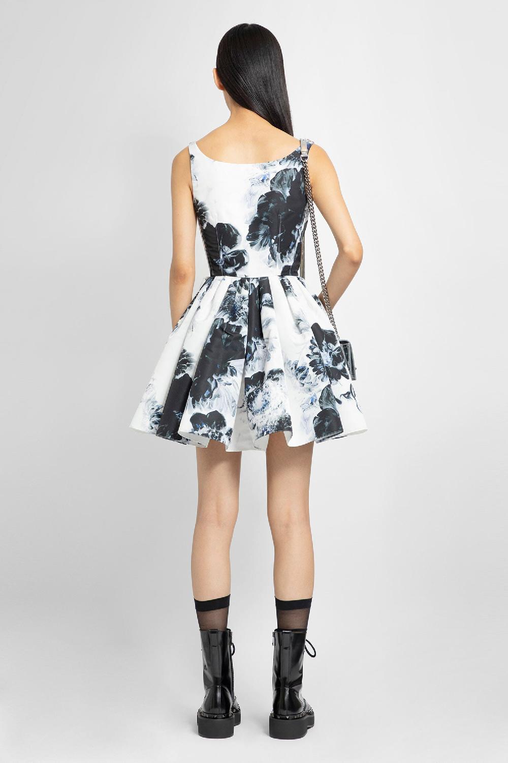 Antonioli ALEXANDER MCQUEEN WOMAN BLACK&WHITE DRESSES