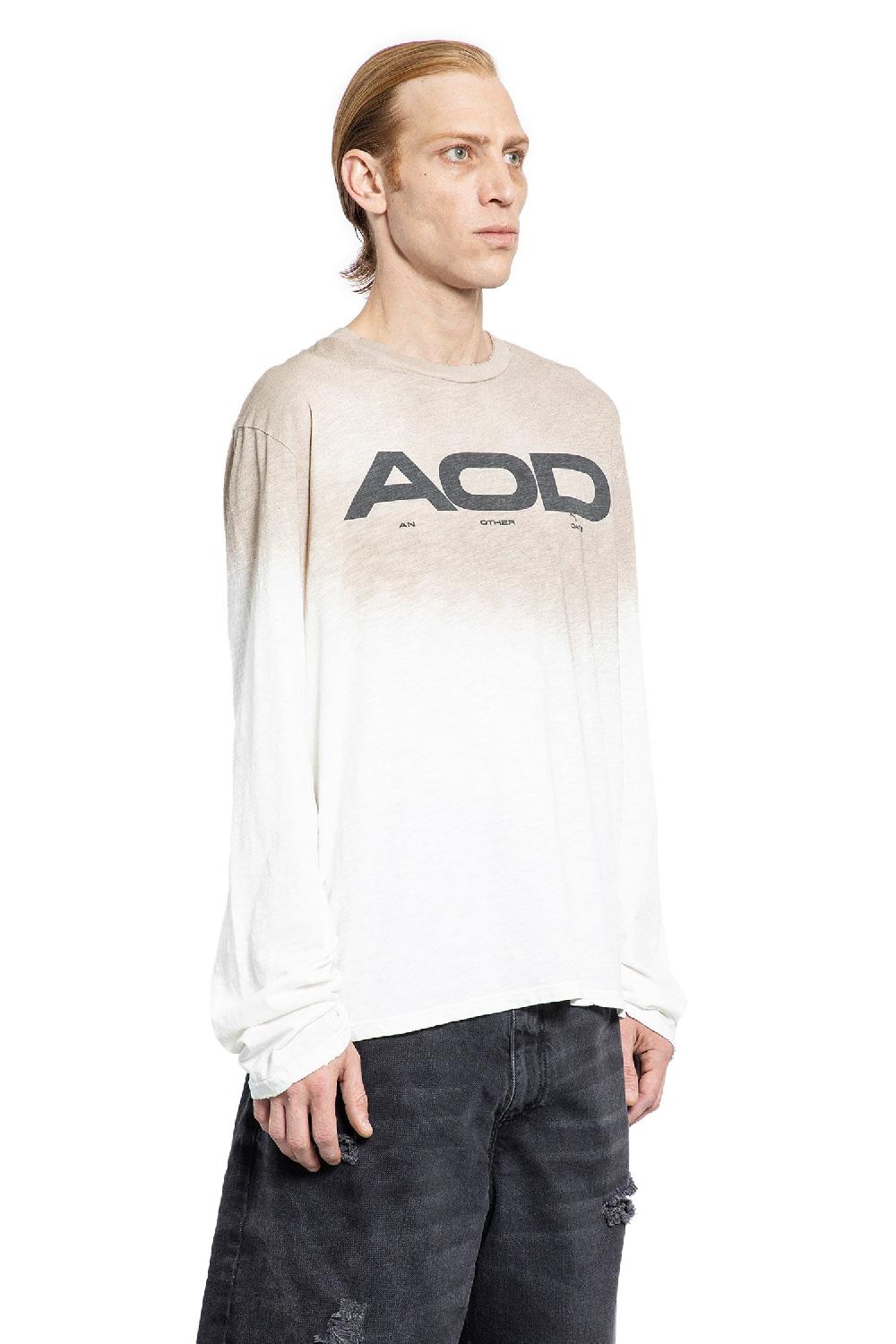 Antonioli AN OTHER DATE MAN BEIGE T-SHIRTS & TANK TOPS