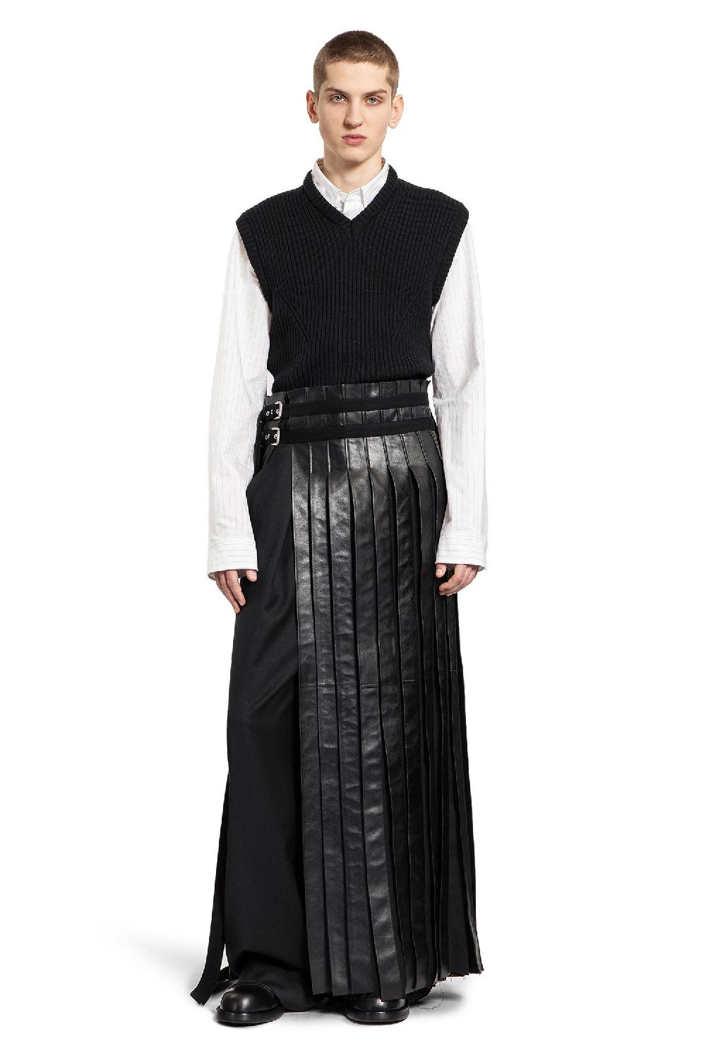 Antonioli ANN DEMEULEMEESTER MAN BLACK&WHITE SHIRTS