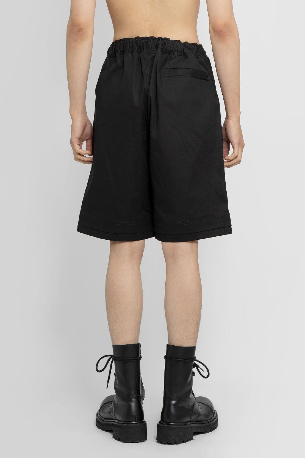 Antonioli 44 LABEL GROUP MAN BLACK SHORTS