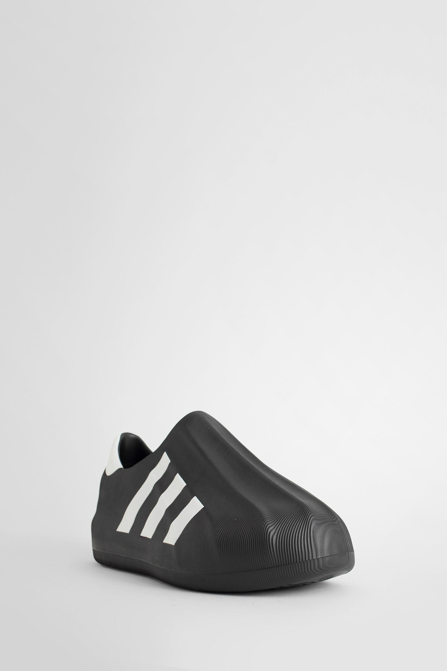 Antonioli ADIDAS UNISEX BLACK&WHITE SNEAKERS