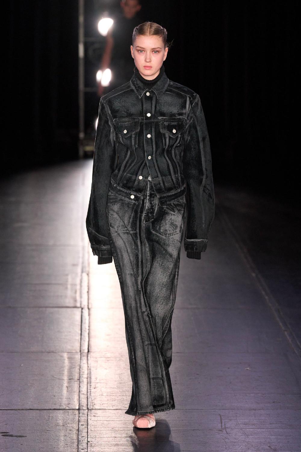 Antonioli ALAINPAUL WOMAN BLACK JACKETS