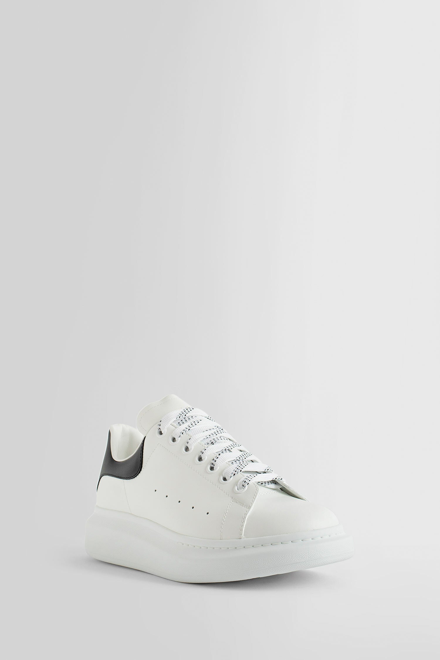 Antonioli ALEXANDER MCQUEEN MAN WHITE SNEAKERS