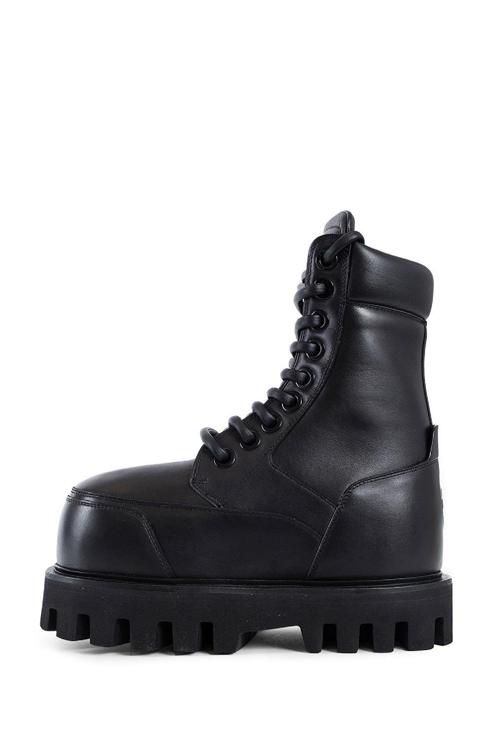 Antonioli ALEXANDER MCQUEEN WOMAN BLACK BOOTS