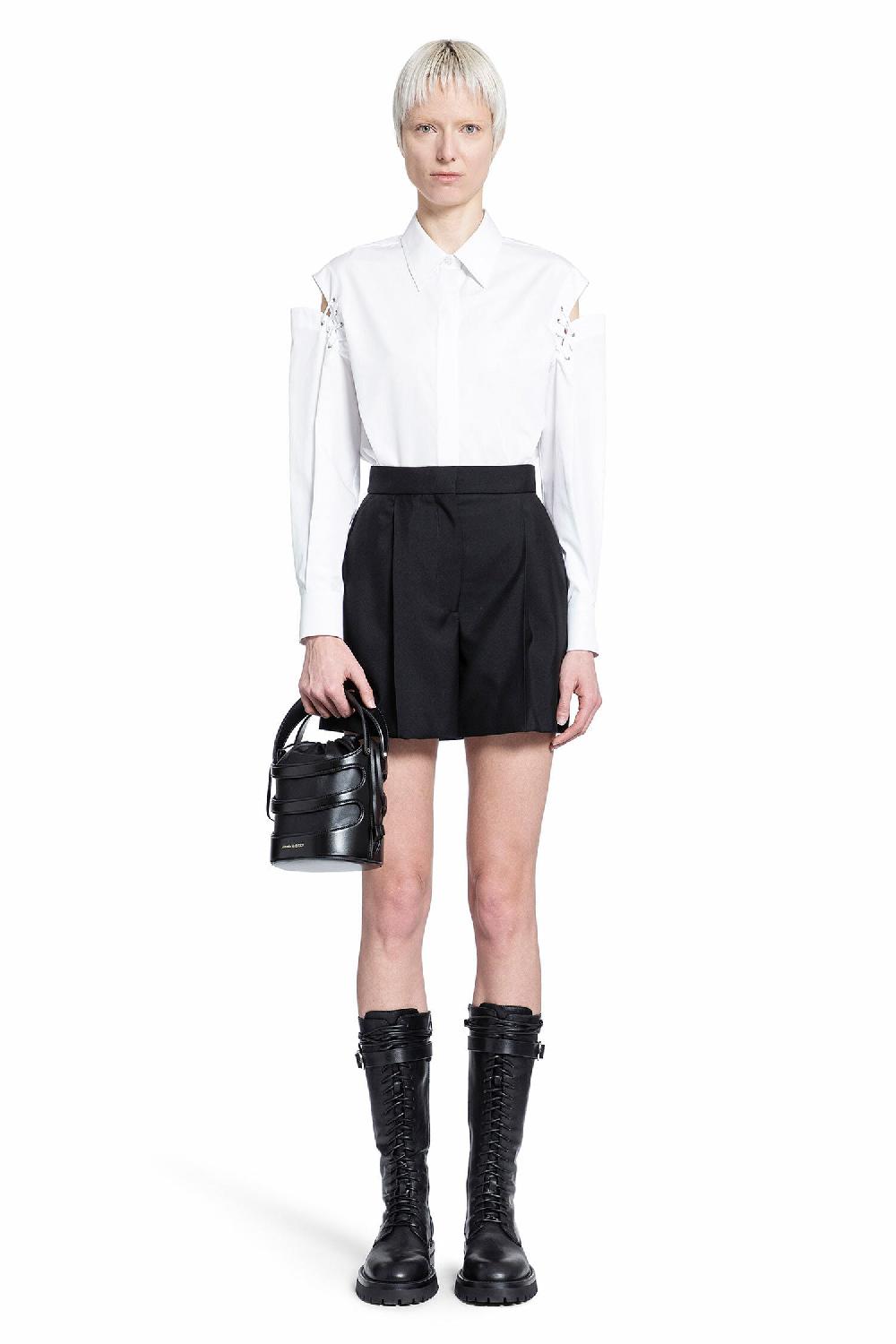Antonioli ALEXANDER MCQUEEN WOMAN BLACK SHORTS
