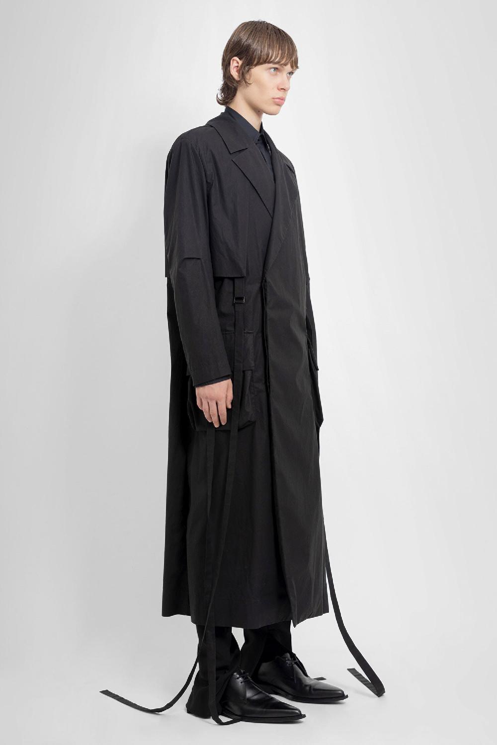 Antonioli ANN DEMEULEMEESTER MAN BLACK COATS