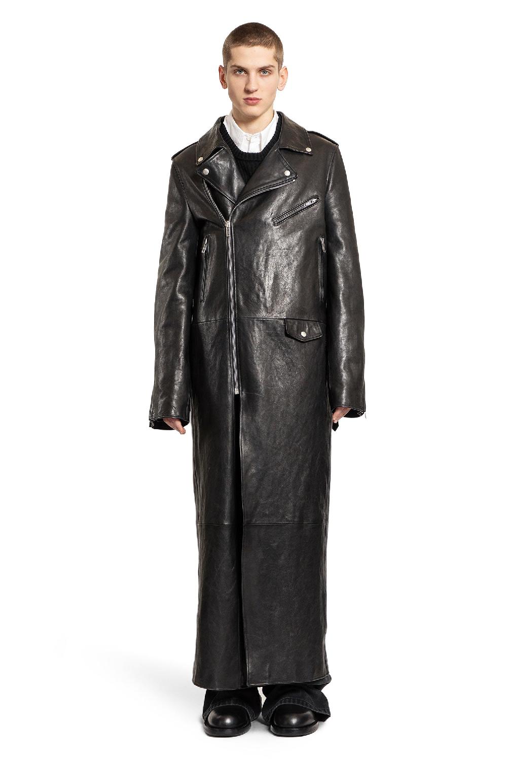 Antonioli ANN DEMEULEMEESTER MAN BLACK COATS