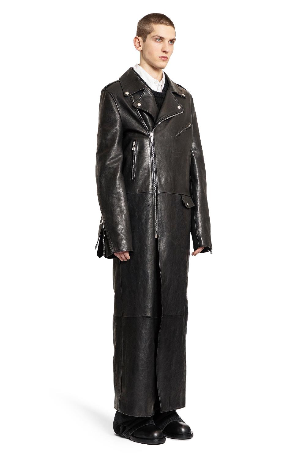 Antonioli ANN DEMEULEMEESTER MAN BLACK COATS