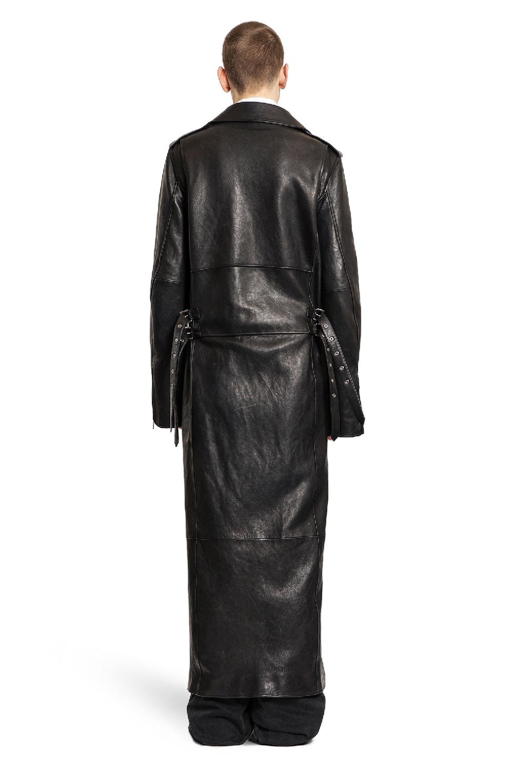 Antonioli ANN DEMEULEMEESTER MAN BLACK COATS