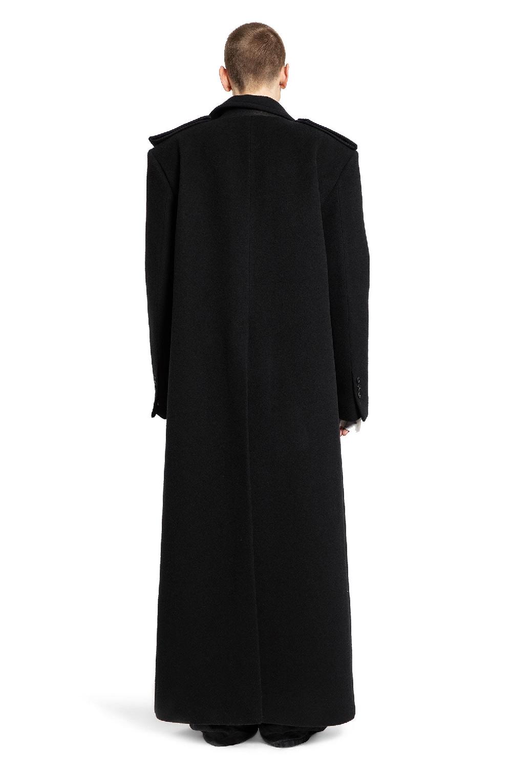Antonioli ANN DEMEULEMEESTER MAN BLACK COATS
