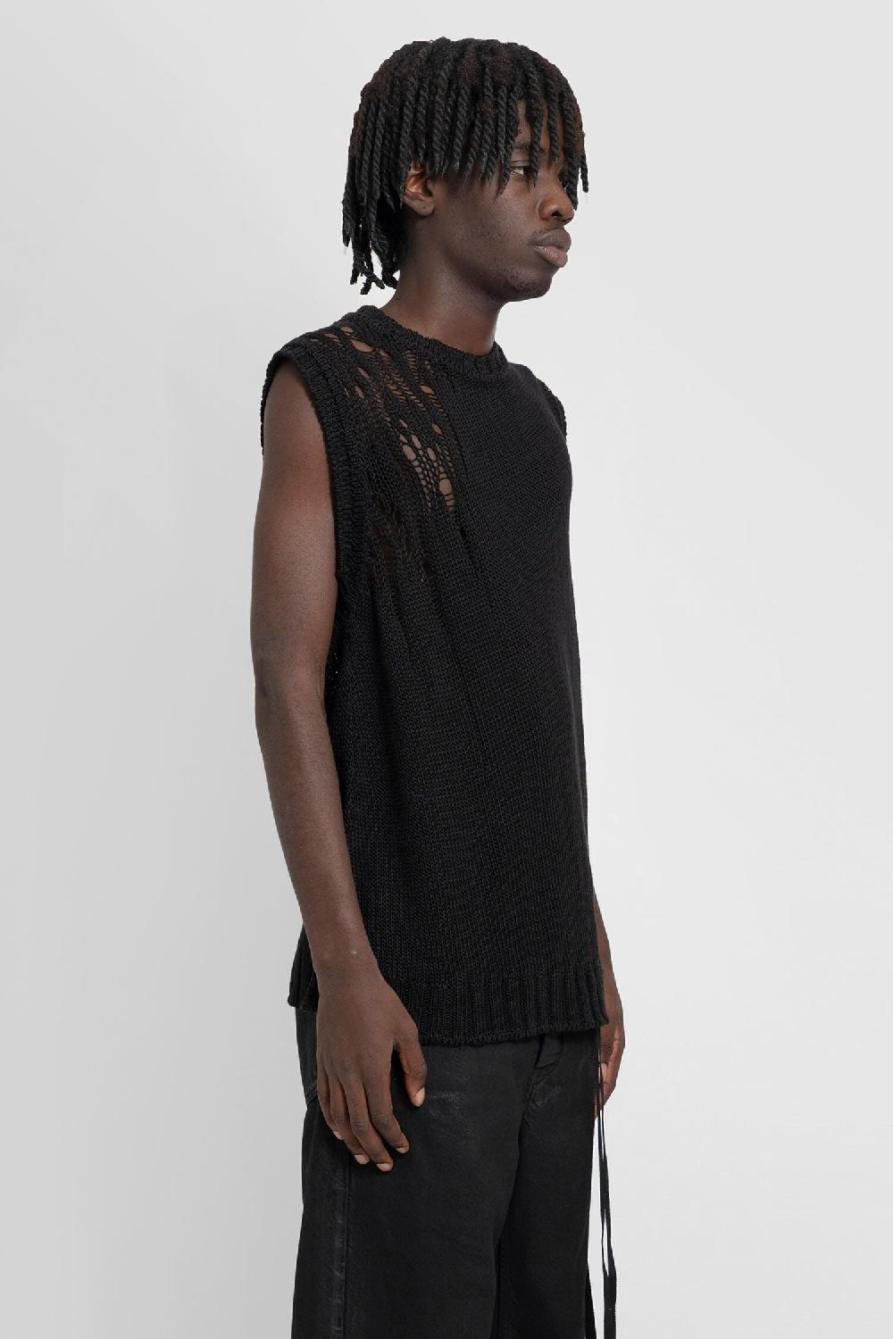 Antonioli ANN DEMEULEMEESTER MAN BLACK VESTS
