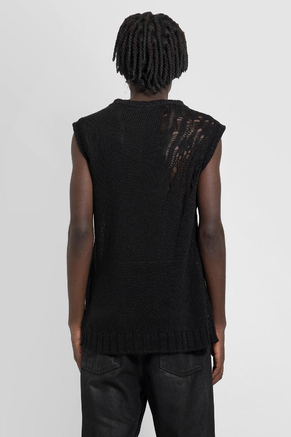 Antonioli ANN DEMEULEMEESTER MAN BLACK VESTS