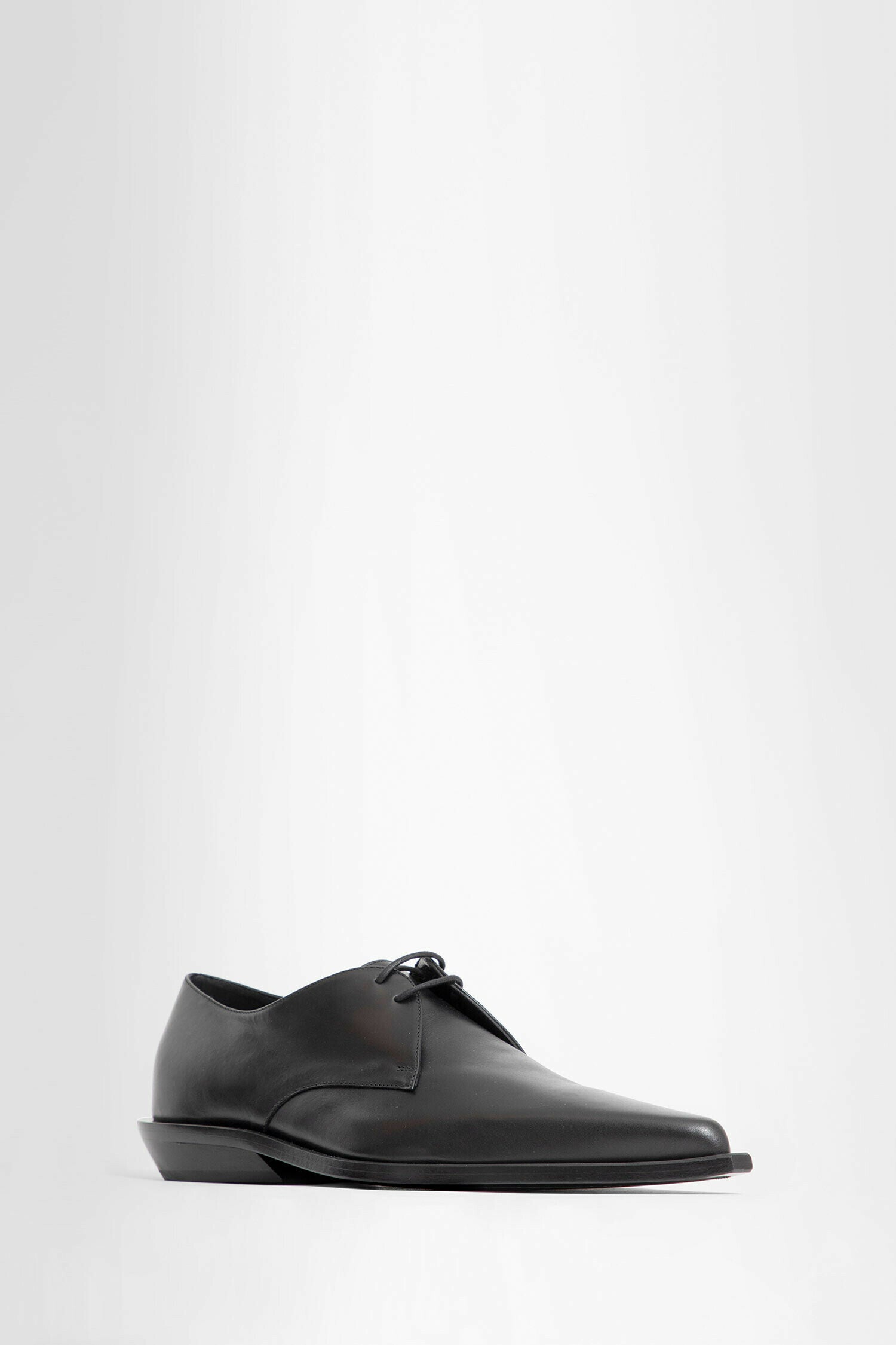 Antonioli ANN DEMEULEMEESTER WOMAN BLACK LACE-UPS