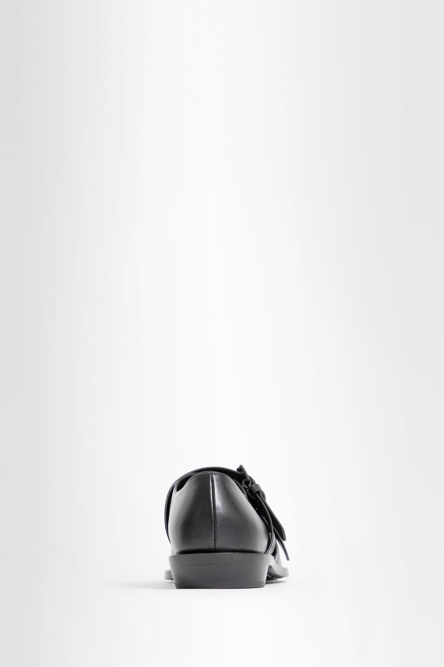 Antonioli ANN DEMEULEMEESTER WOMAN BLACK LACE-UPS