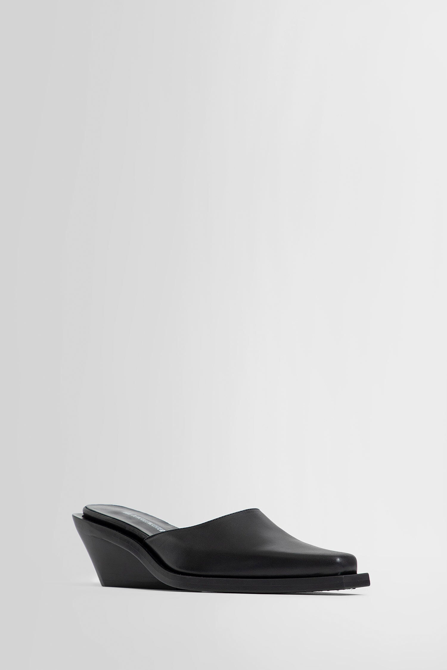 Antonioli ANN DEMEULEMEESTER WOMAN BLACK MULES