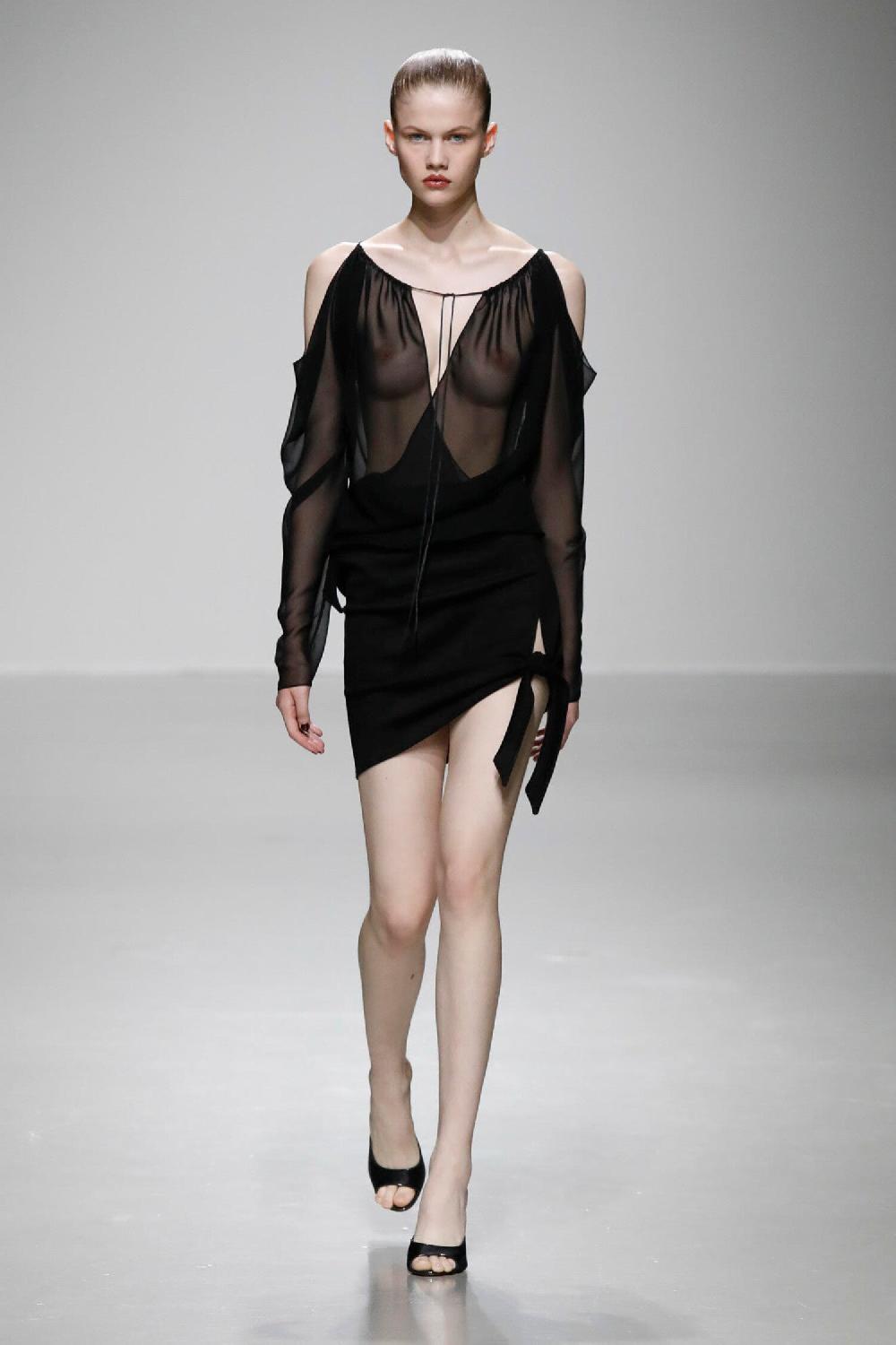 Antonioli ATLEIN WOMAN BLACK TOPS