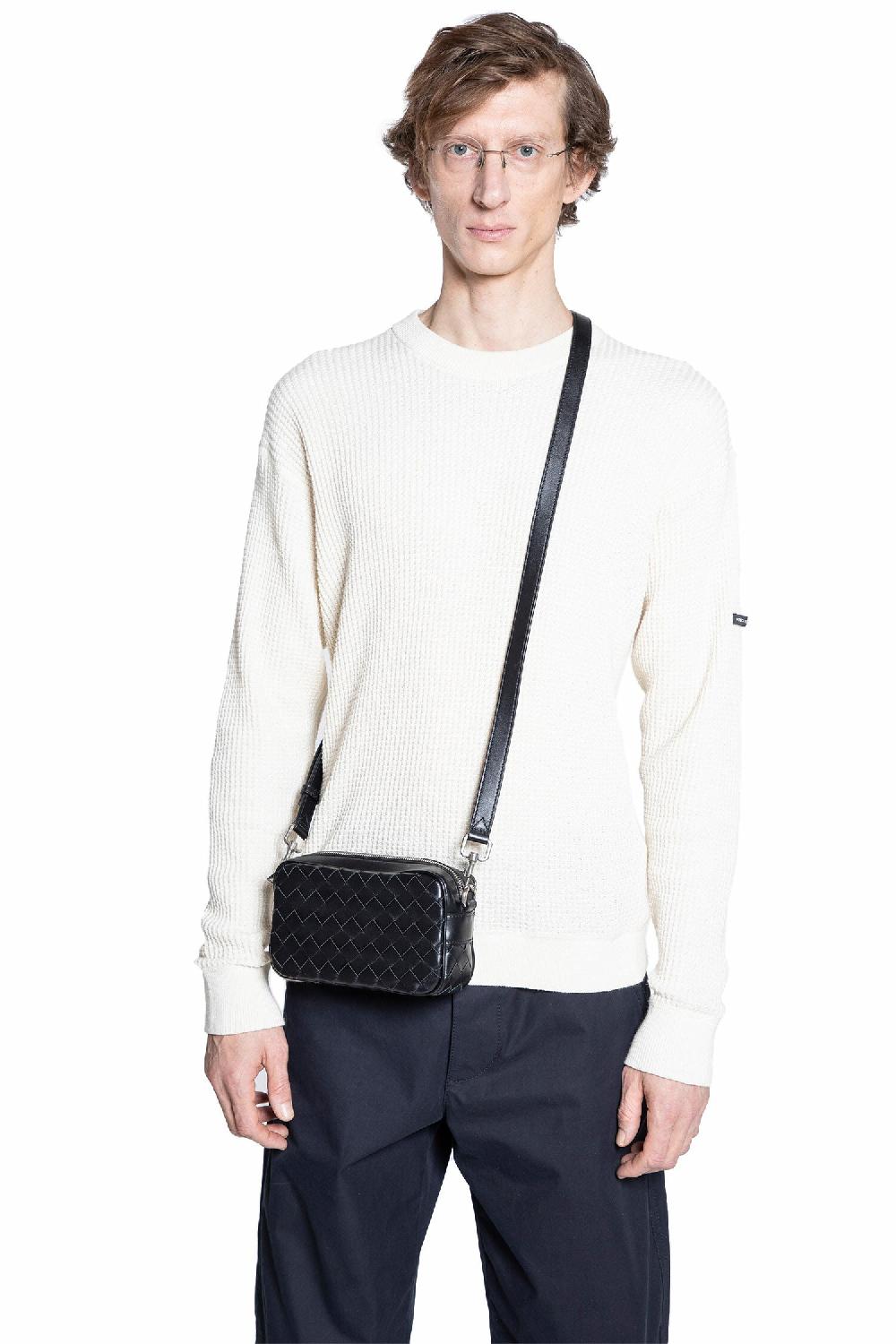 Antonioli BOTTEGA VENETA MAN BLACK CROSSBODY BAGS