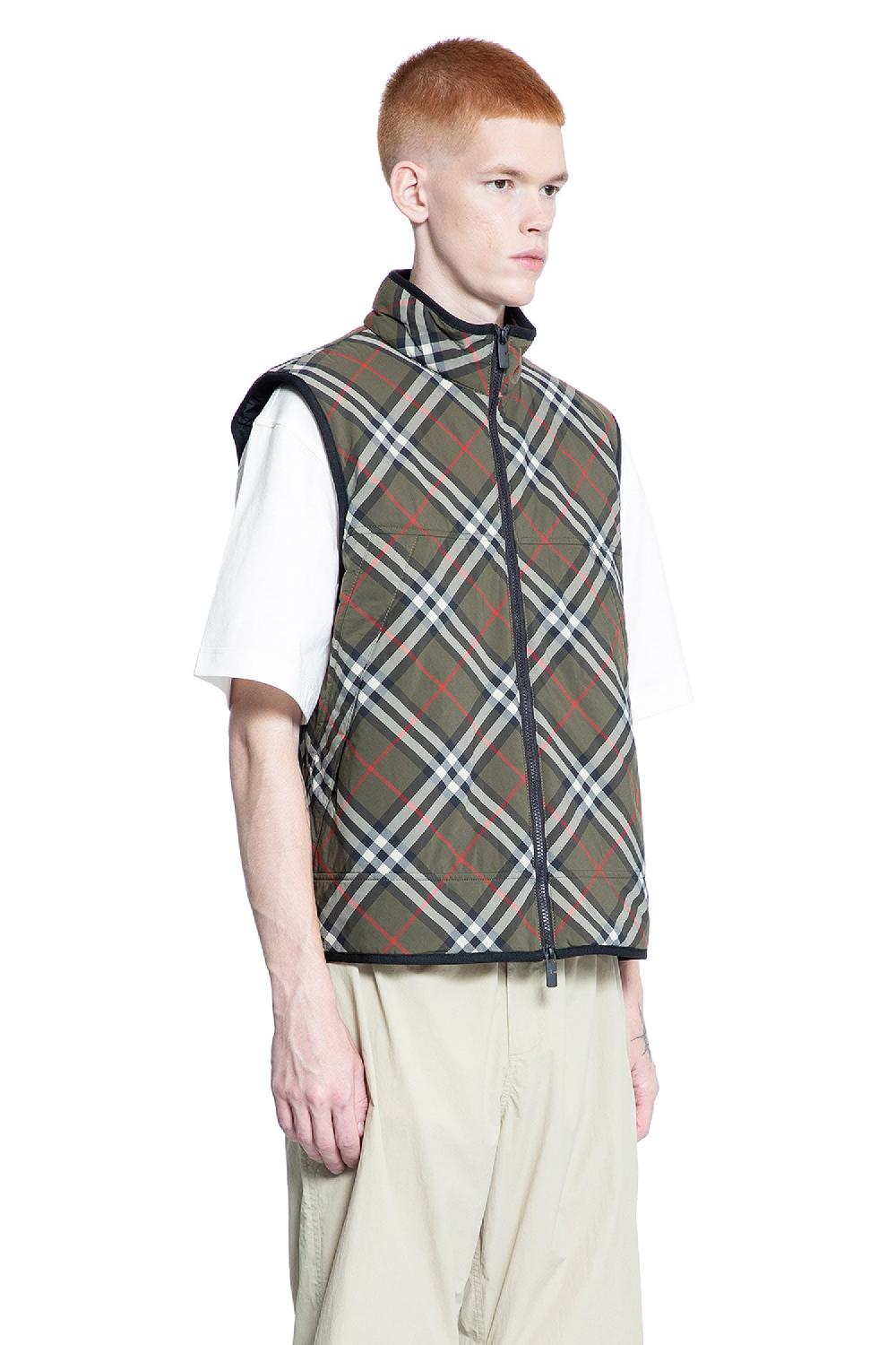 Antonioli BURBERRY MAN GREEN VESTS