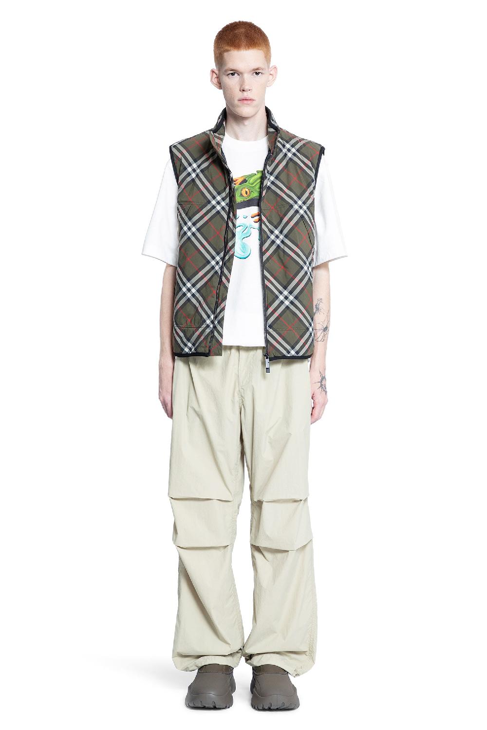 Antonioli BURBERRY MAN GREEN VESTS