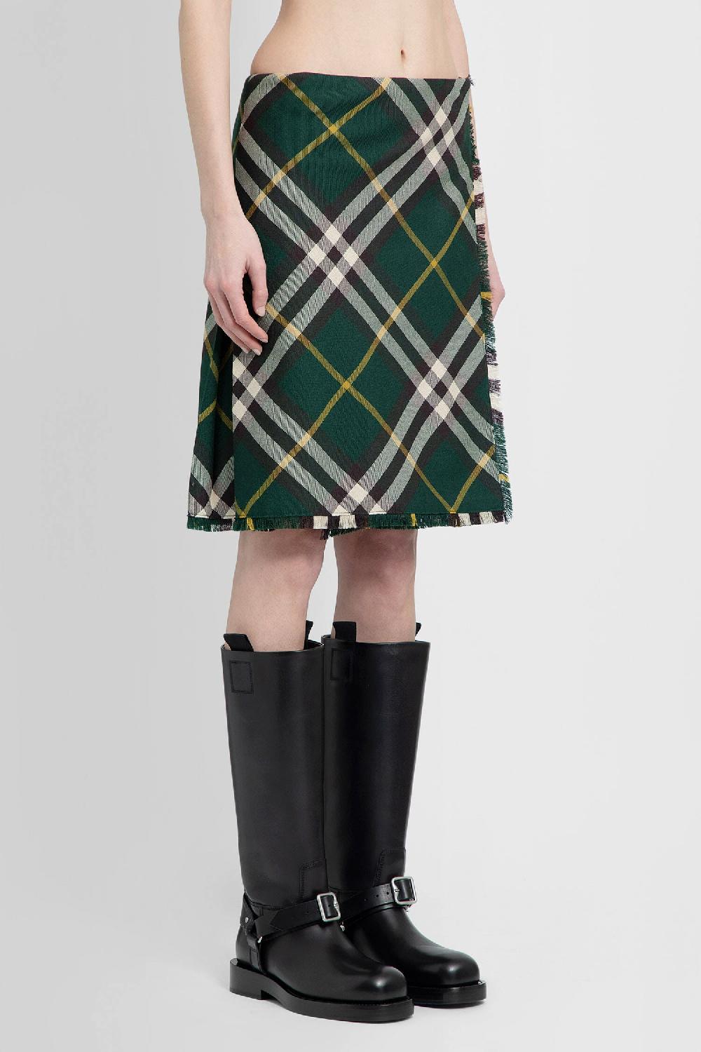 Antonioli BURBERRY WOMAN GREEN SKIRTS
