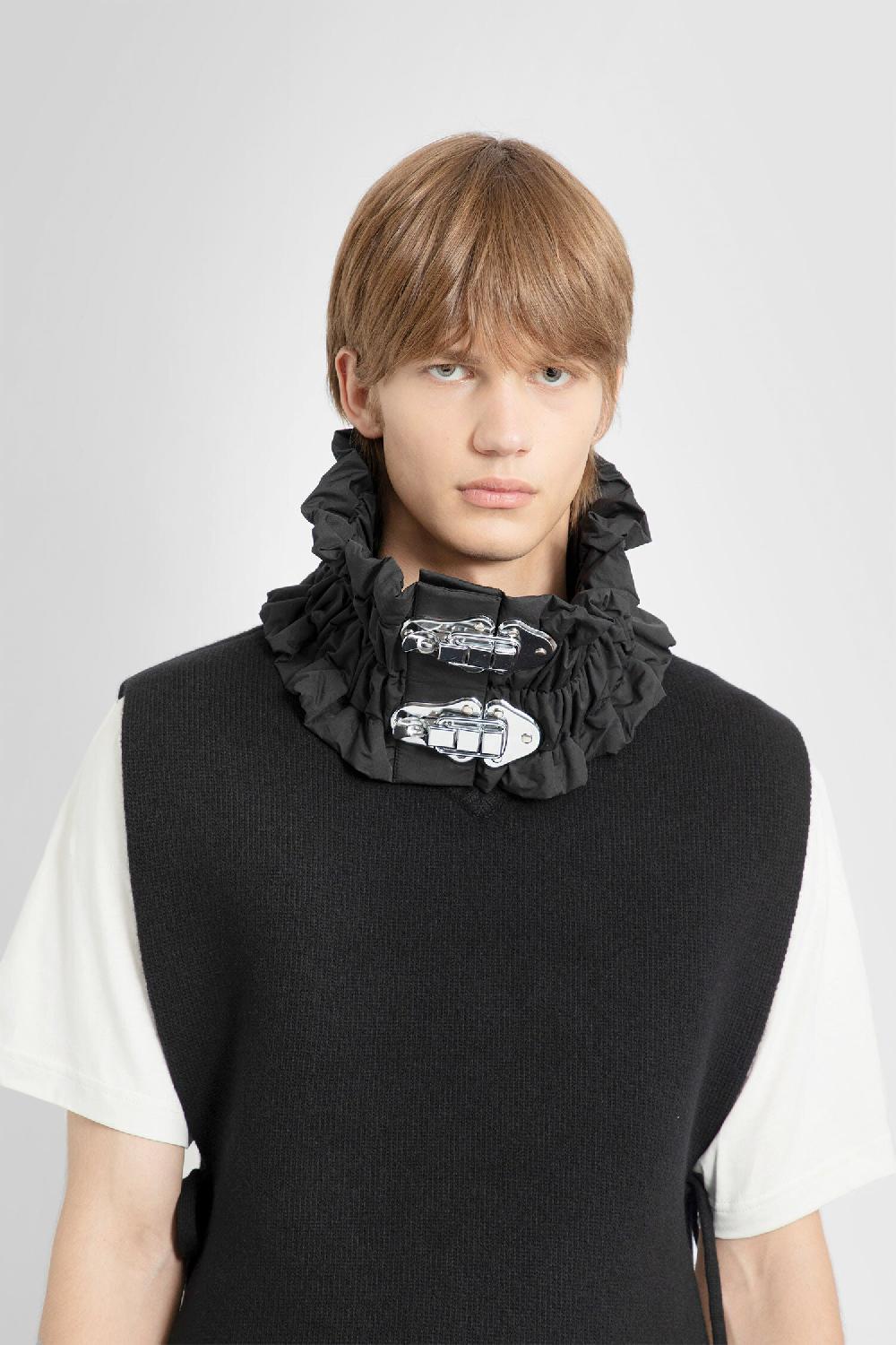 Antonioli CRAIG GREEN MAN BLACK SCARVES