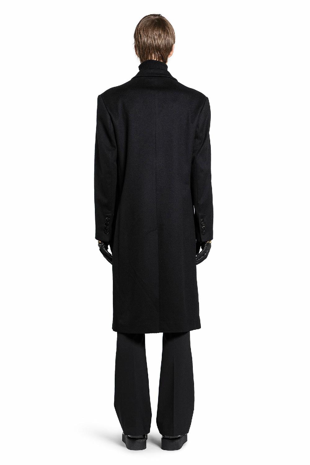 Antonioli ERNEST W. BAKER MAN BLACK COATS