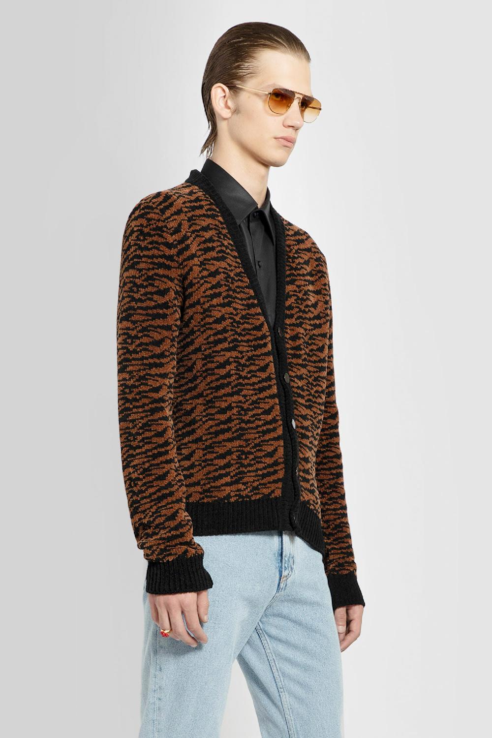 Antonioli ERNEST W. BAKER MAN BROWN KNITWEAR