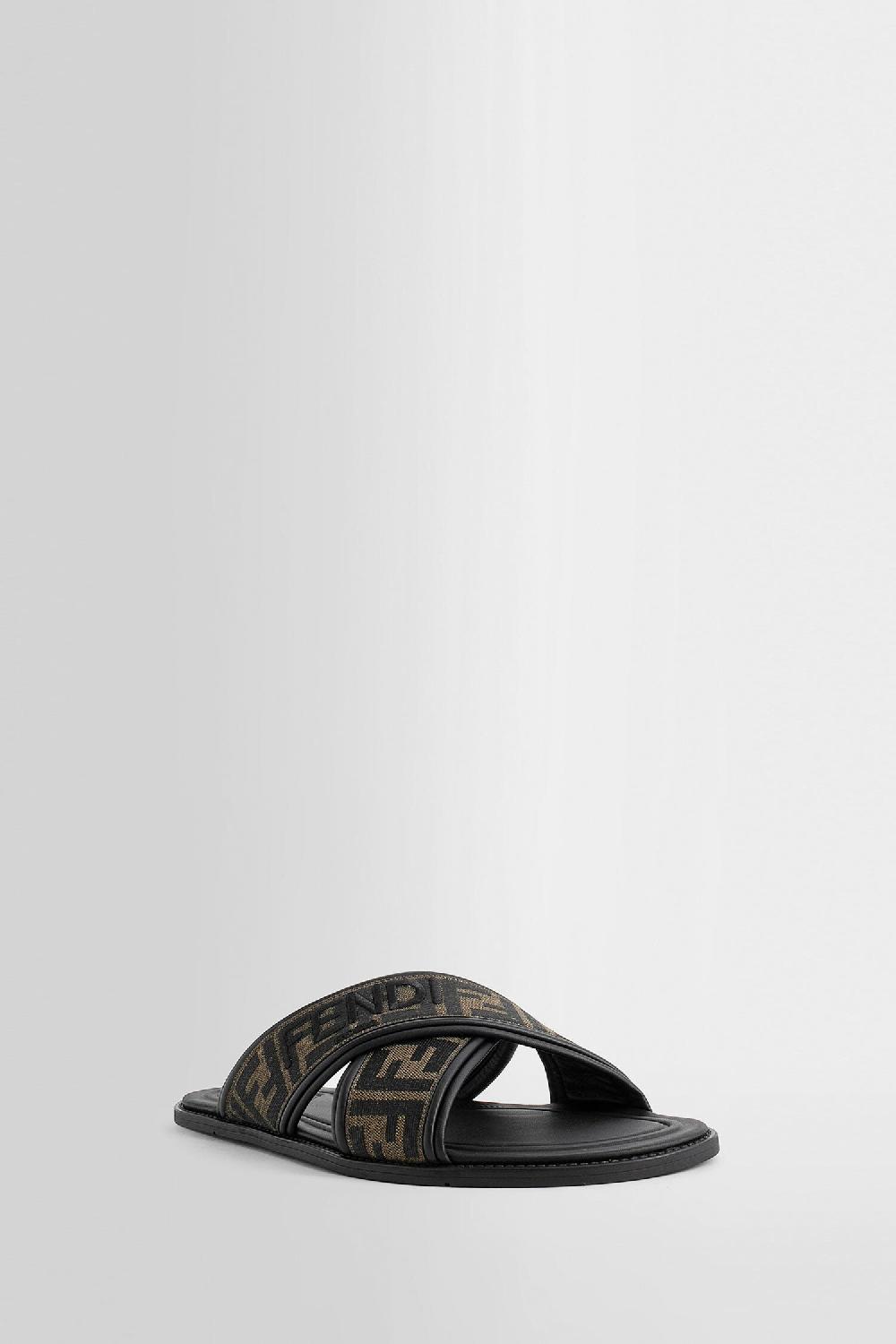 Antonioli FENDI MAN BLACK SANDALS & SLIDES