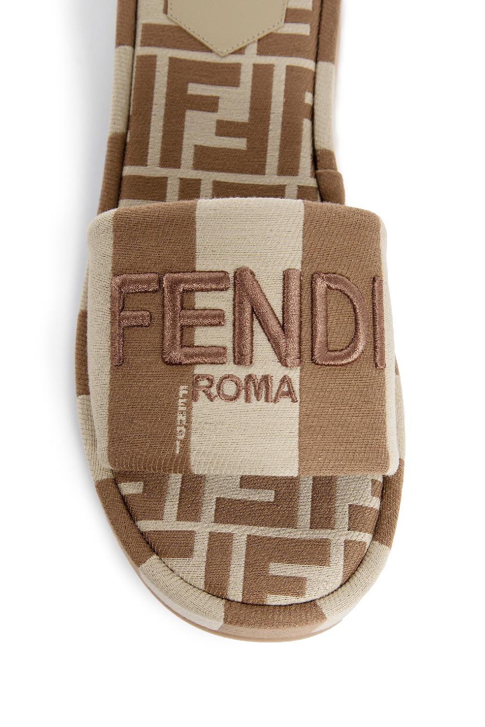Antonioli FENDI WOMAN BEIGE SANDALS & SLIDES