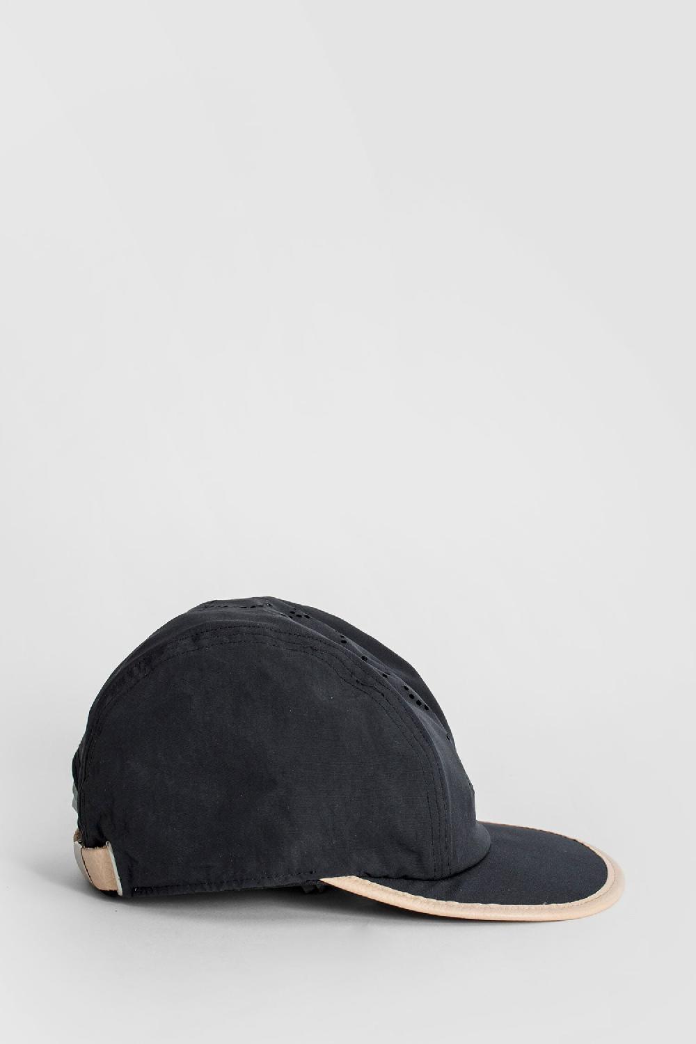 Antonioli HENDER SCHEME MAN BLACK HATS
