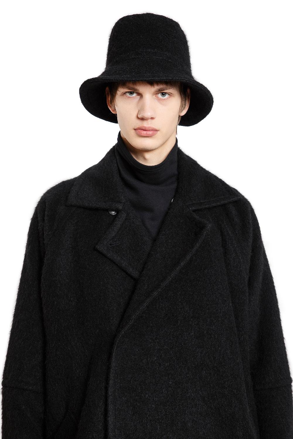 Antonioli JAN-JAN VAN ESSCHE MAN BLACK HATS