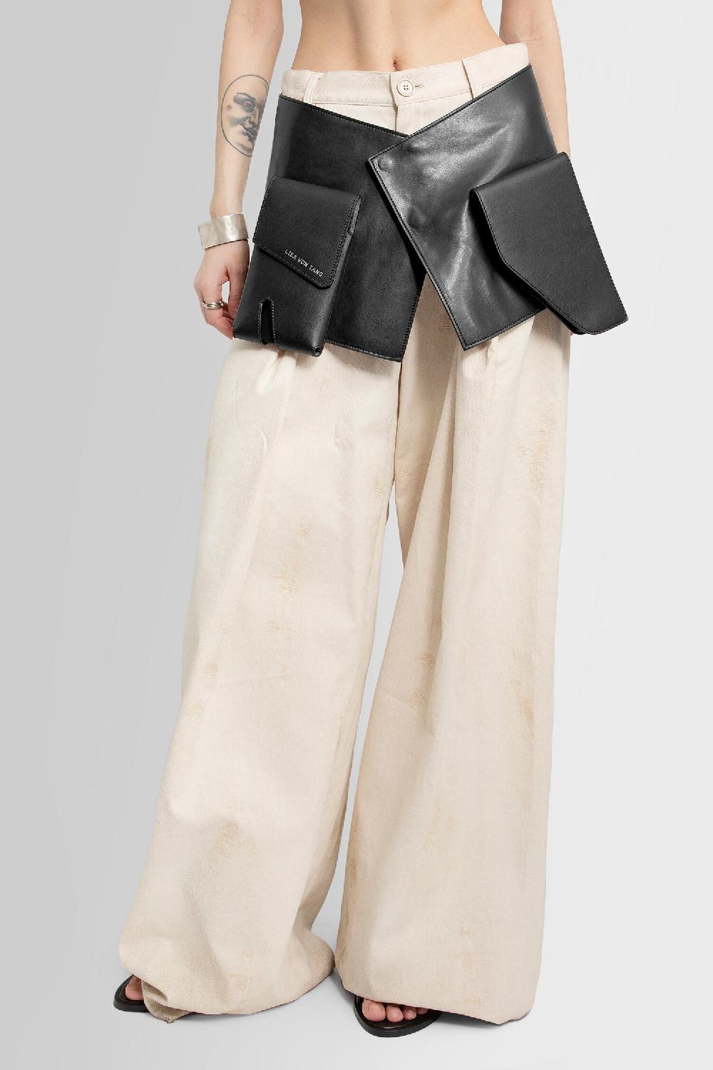 Antonioli LISA VON TANG WOMAN BLACK FANNY PACKS