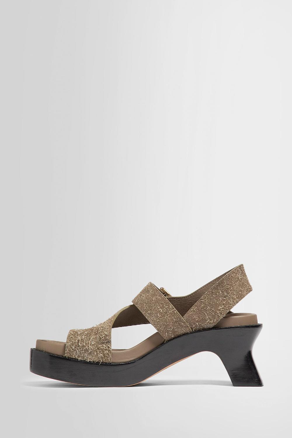 Antonioli LOEWE WOMAN GREEN SANDALS & SLIDES