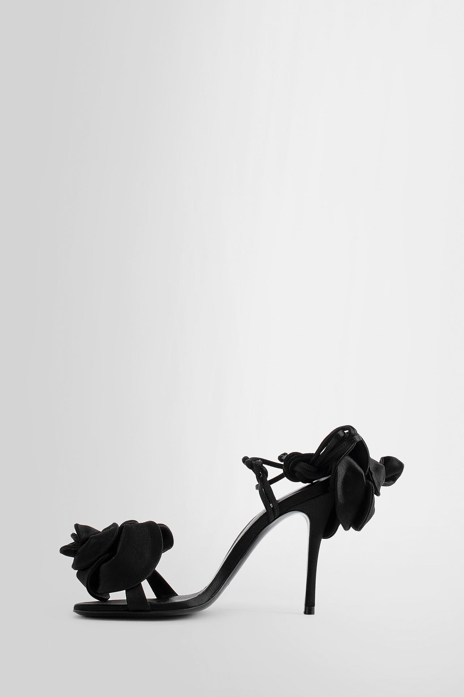 Antonioli MAGDA BUTRYM WOMAN BLACK SANDALS & SLIDES