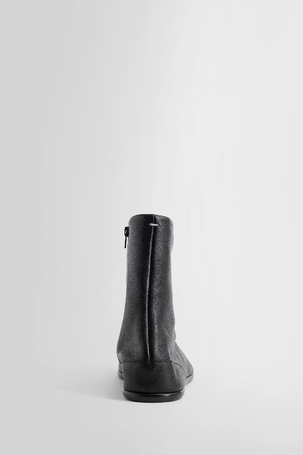 Antonioli MAISON MARGIELA MAN BLACK BOOTS
