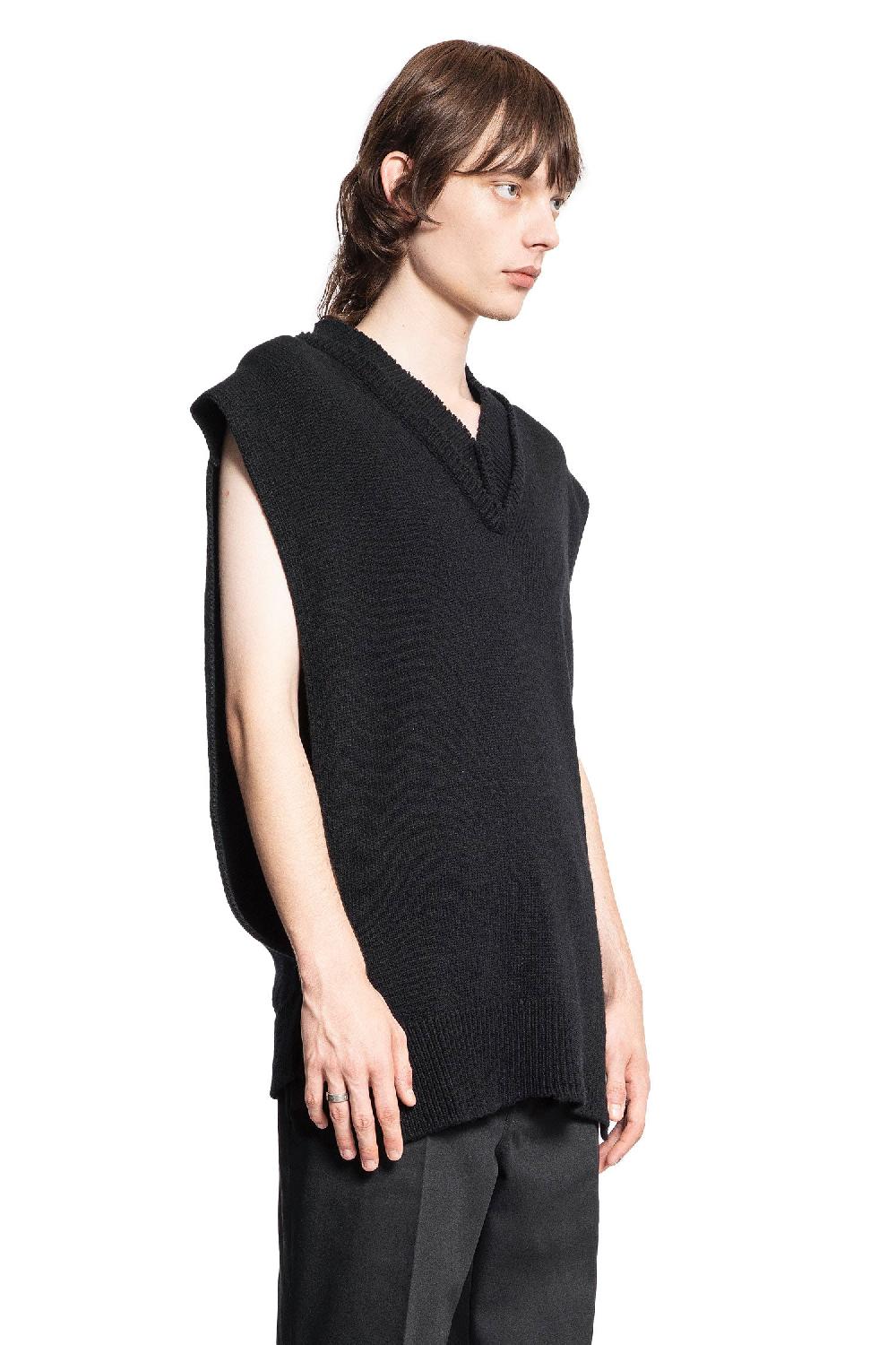 Antonioli MAISON MARGIELA MAN BLACK KNITWEAR