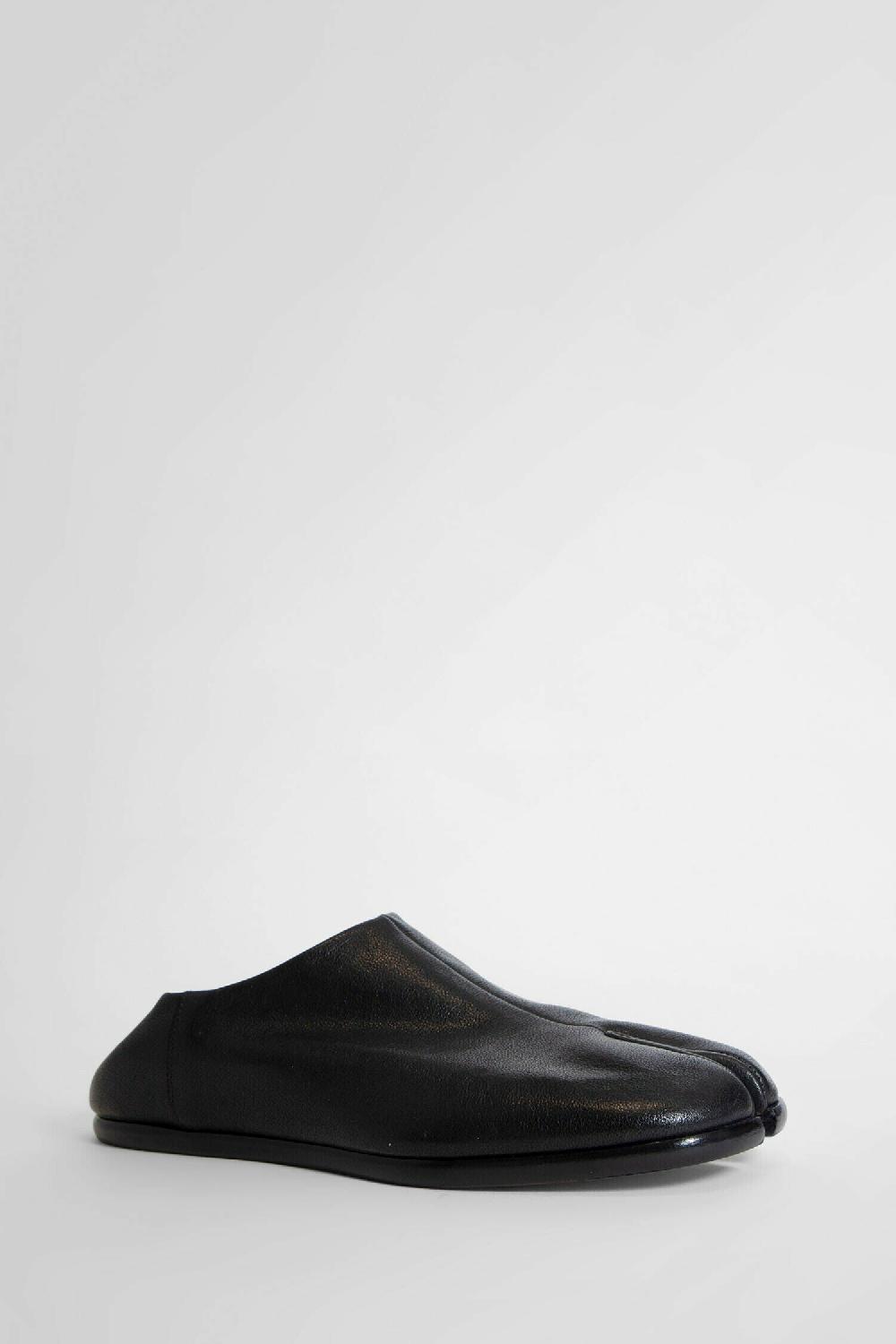 Antonioli MAISON MARGIELA MAN BLACK LOAFERS & FLATS