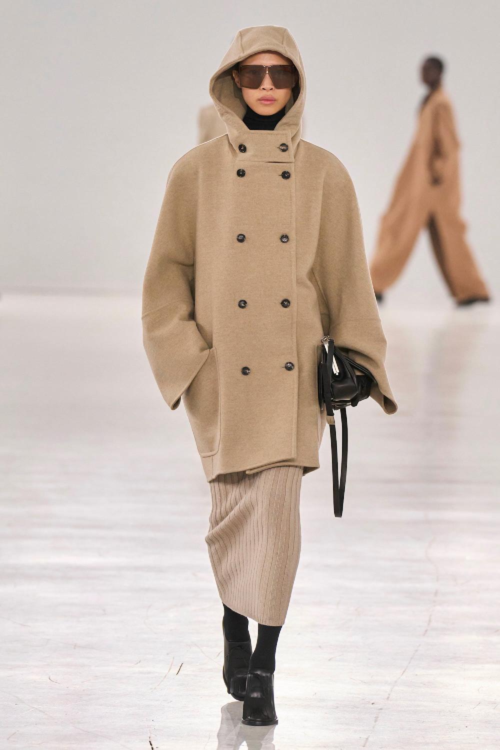 Antonioli MAX MARA WOMAN BEIGE COATS
