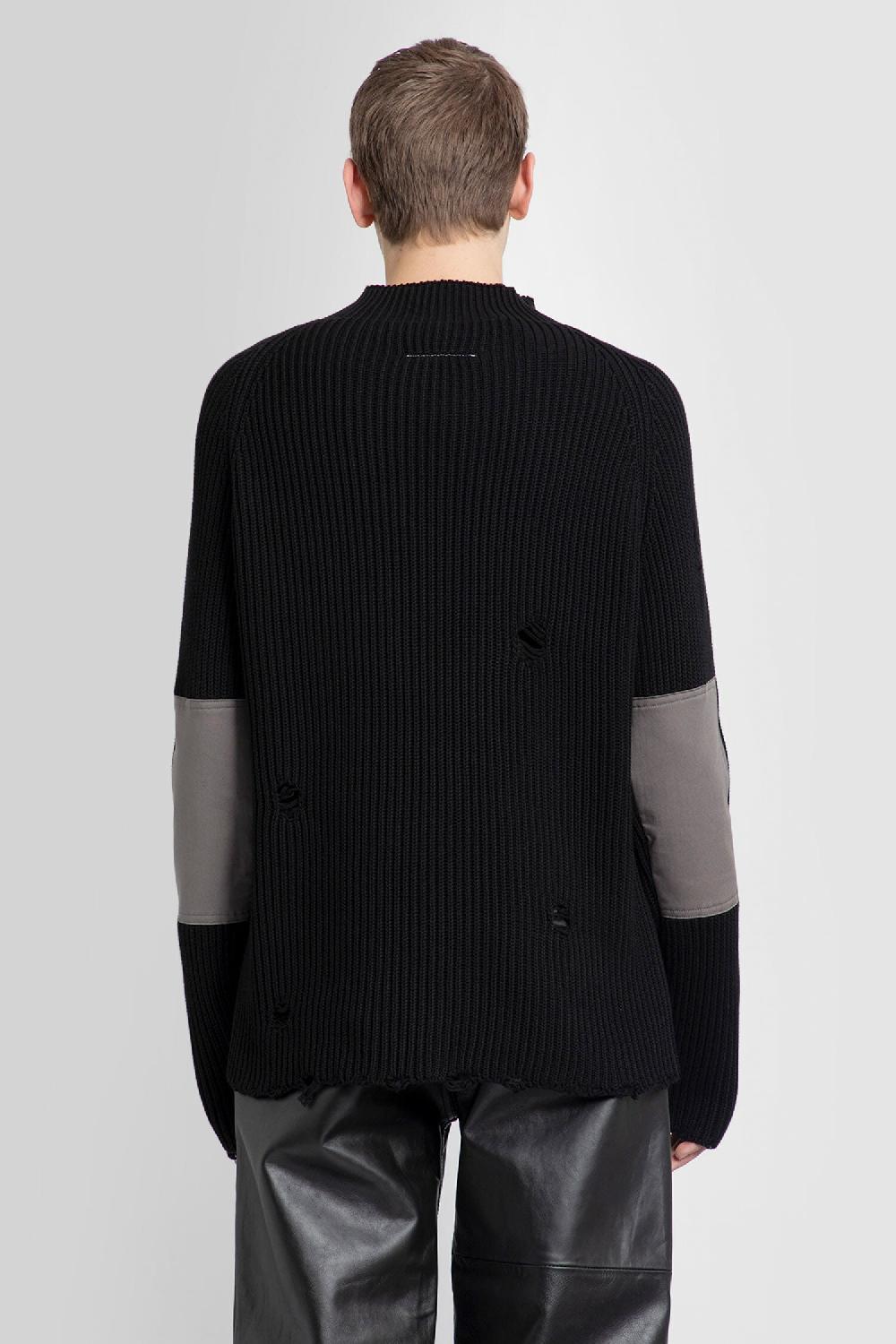Antonioli MM6 MAISON MARGIELA MAN BLACK KNITWEAR