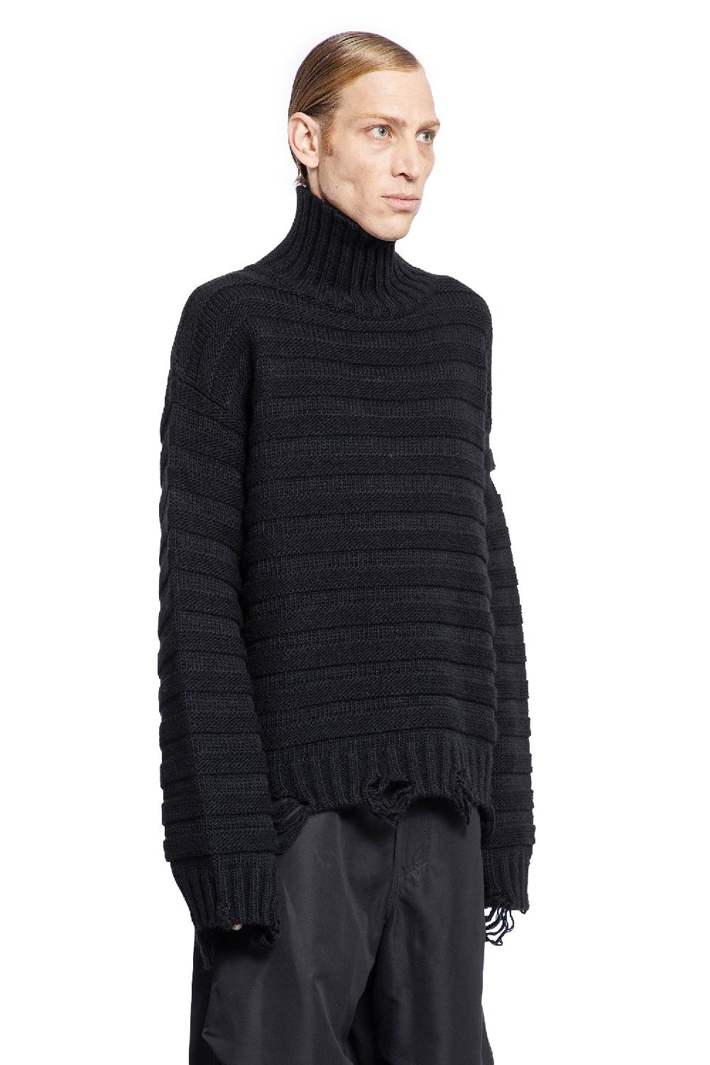 Antonioli MM6 MAISON MARGIELA MAN BLACK KNITWEAR