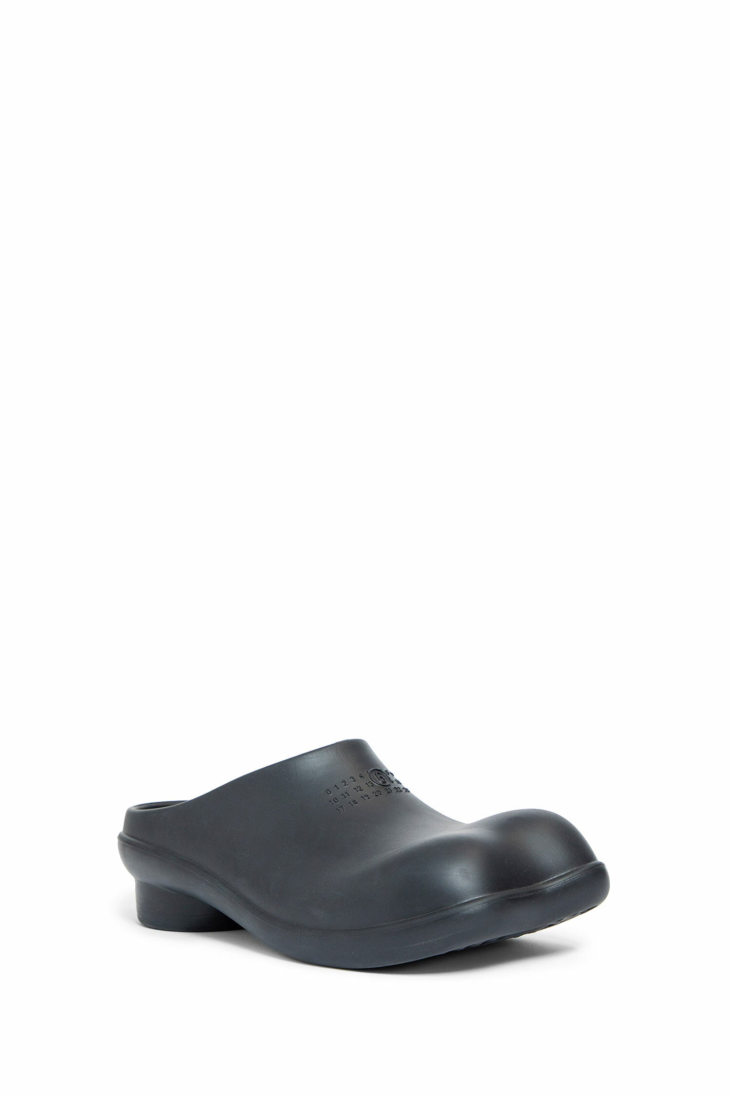 Antonioli MM6 MAISON MARGIELA MAN BLACK MULES