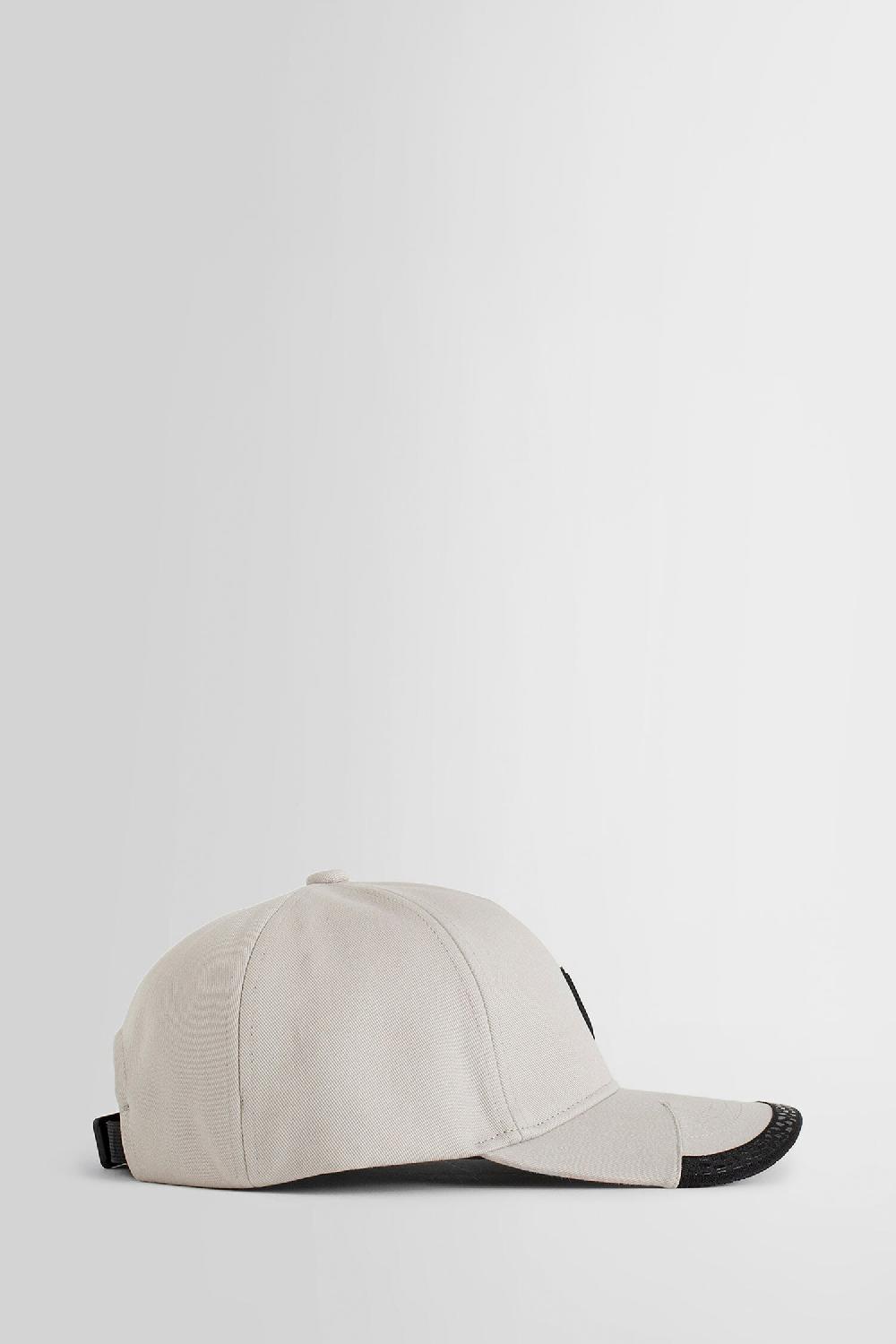 Antonioli MONCLER WOMAN GREY HATS