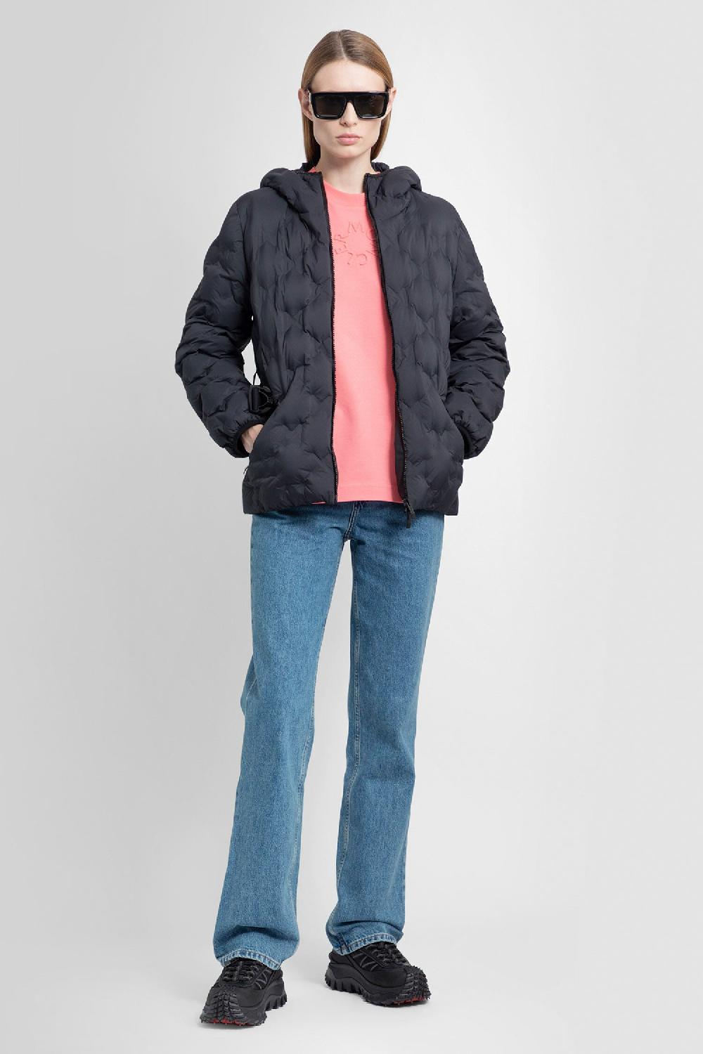Antonioli MONCLER WOMAN PINK T-SHIRTS & TANK TOPS