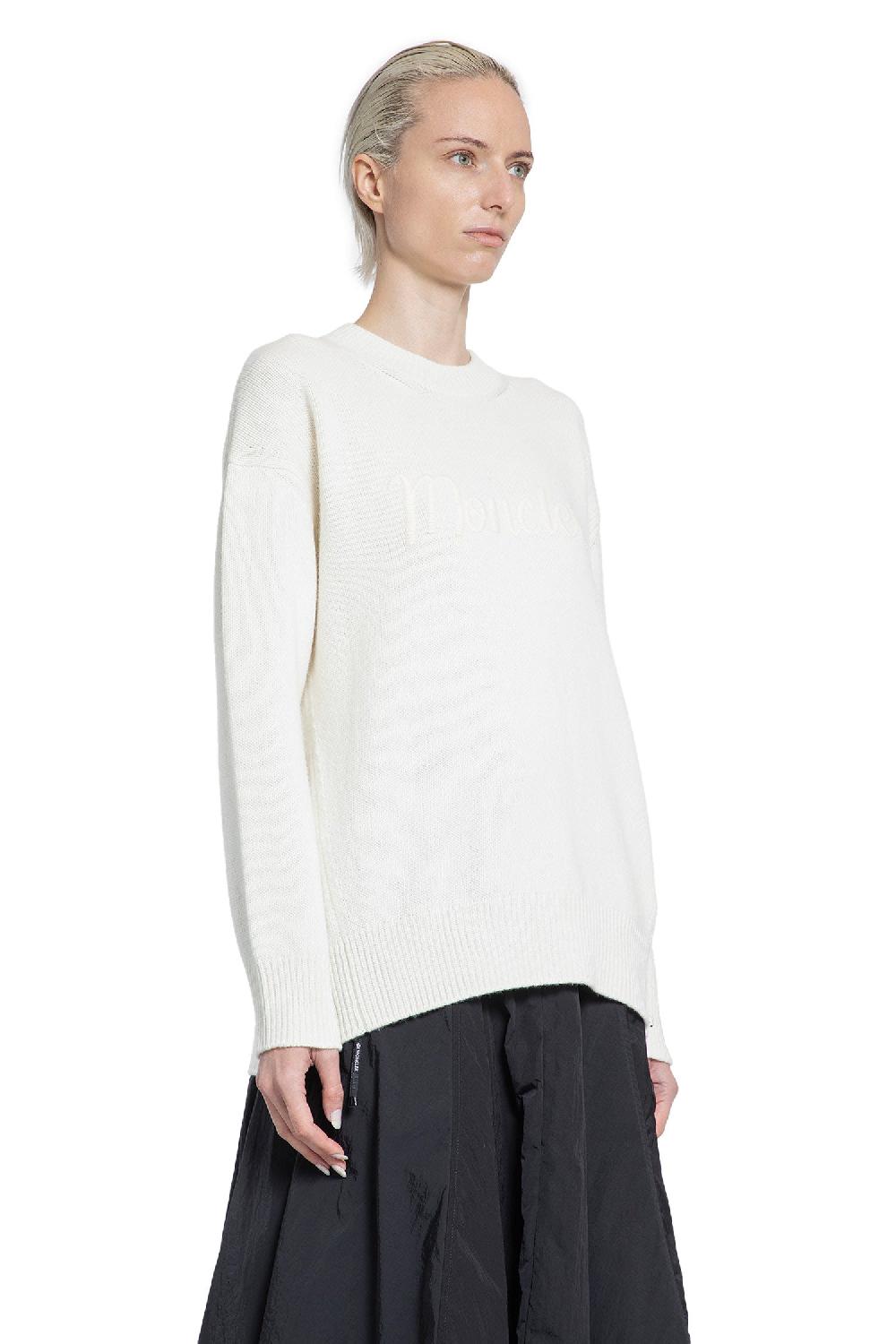 Antonioli MONCLER WOMAN WHITE KNITWEAR