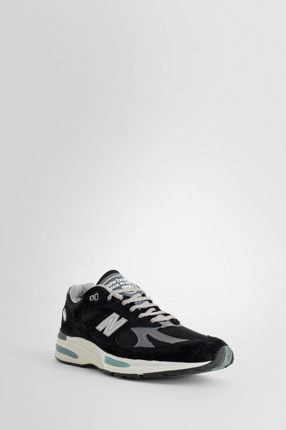 Antonioli NEW BALANCE UNISEX BLACK SNEAKERS