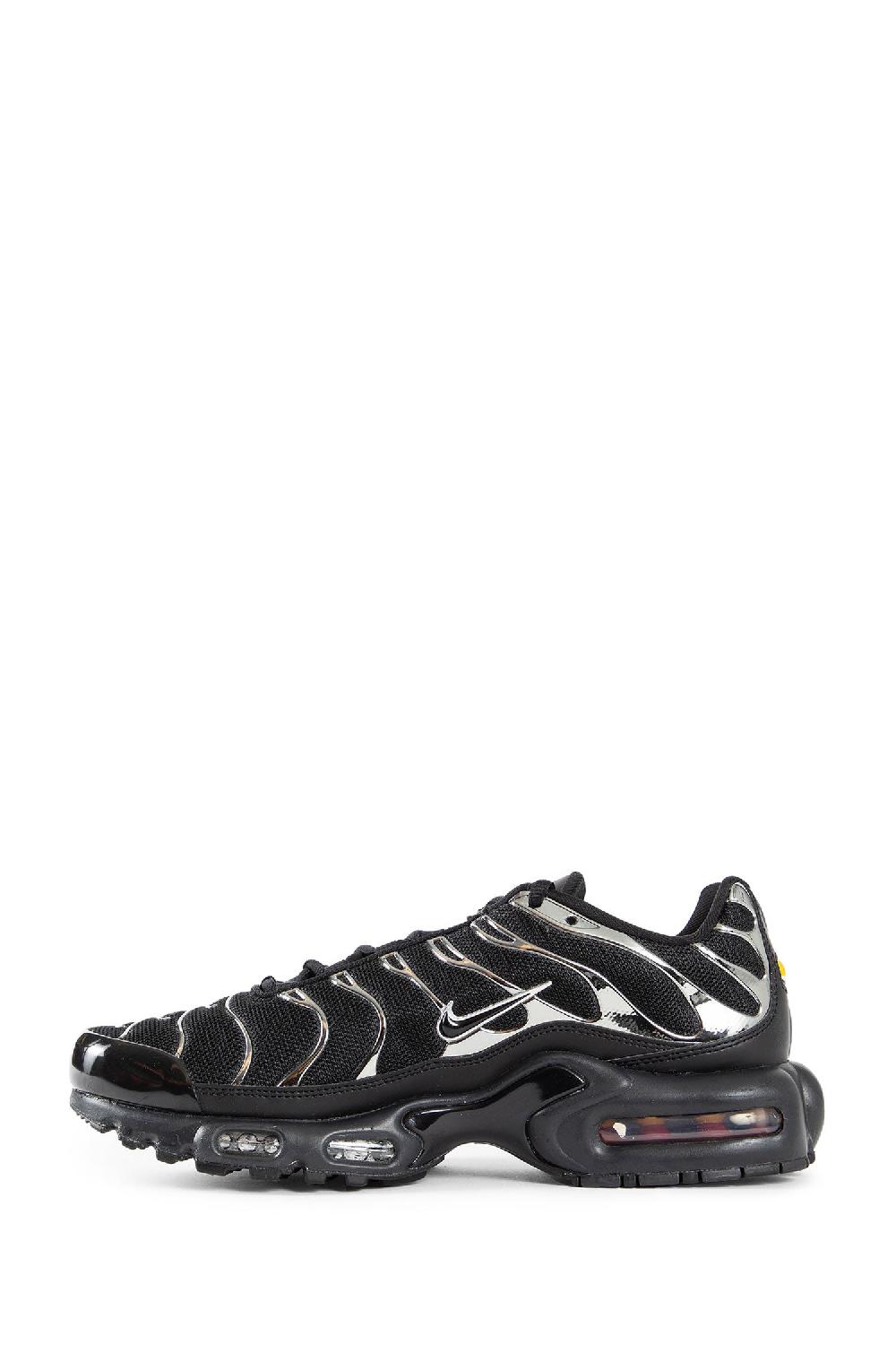 Antonioli NIKE UNISEX BLACK SNEAKERS