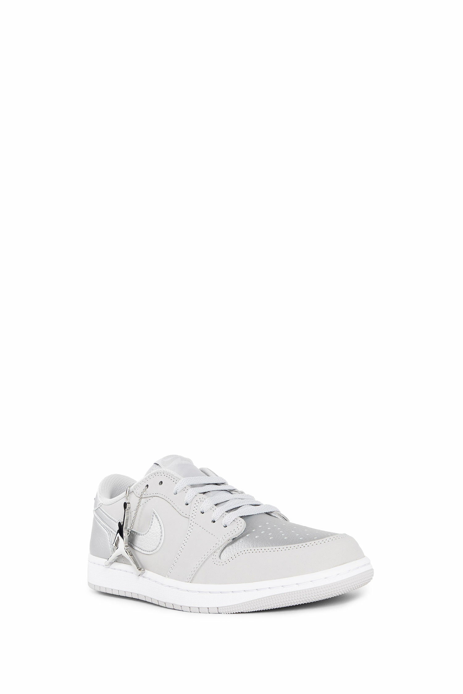 Antonioli NIKE UNISEX SILVER SNEAKERS