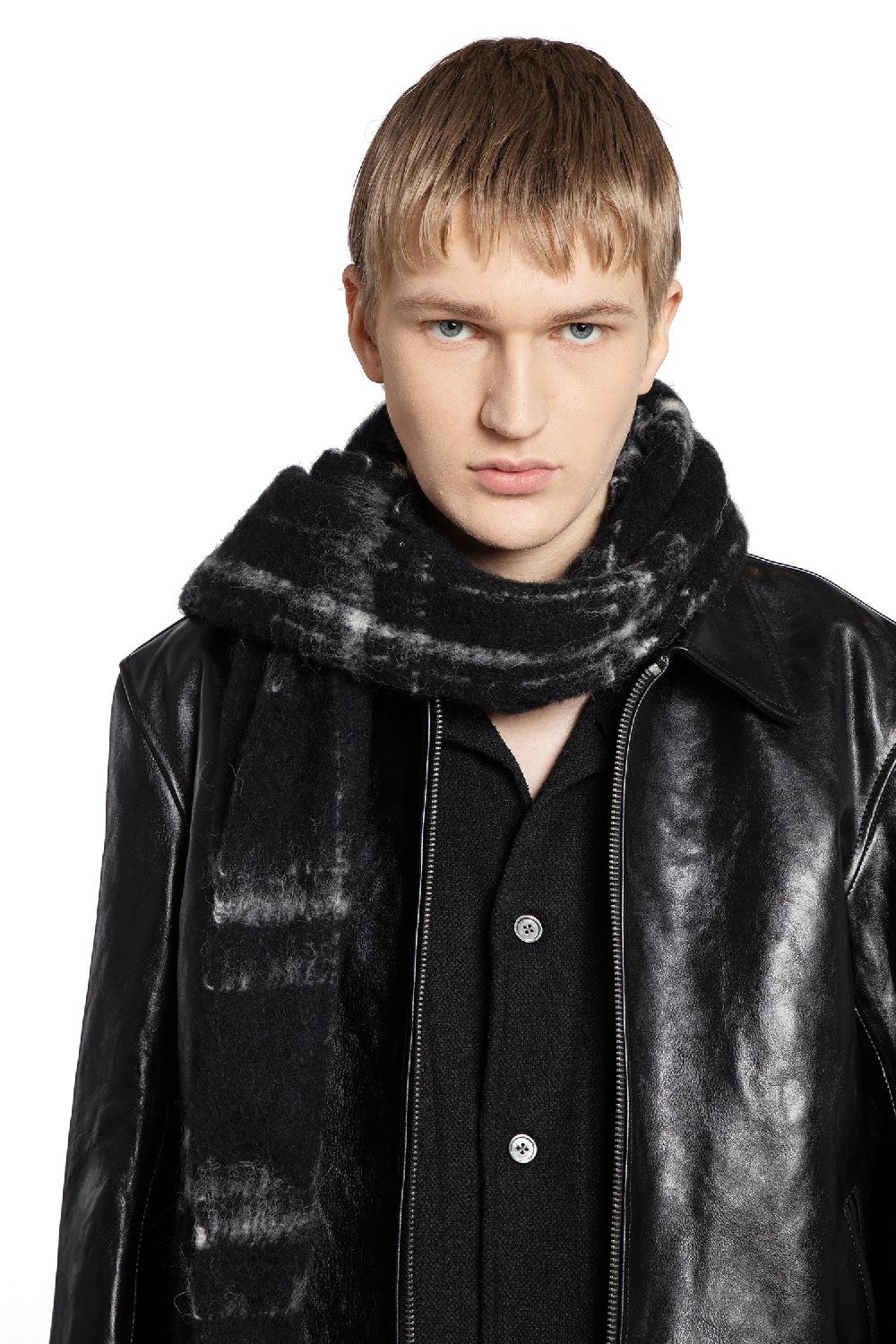 Antonioli OUR LEGACY MAN BLACK&WHITE SCARVES